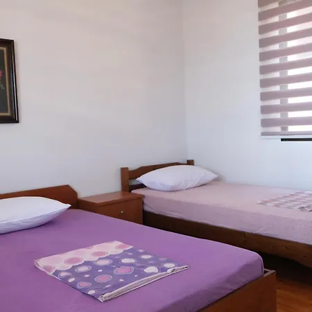 Holiday home Mangoseaview Home1 Nea Roda